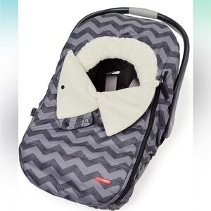 Skip hop Car Seat Cover
